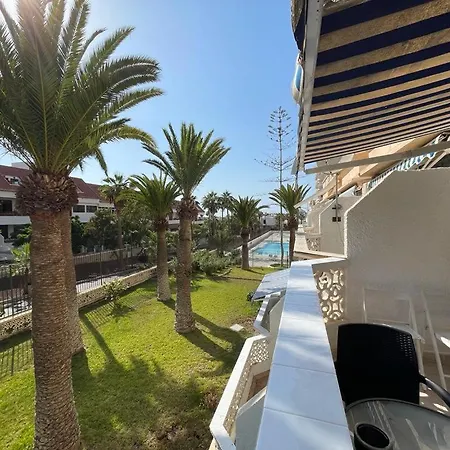Cozy With Balcony, Pool And Wifi In Playa De Americas Apartment