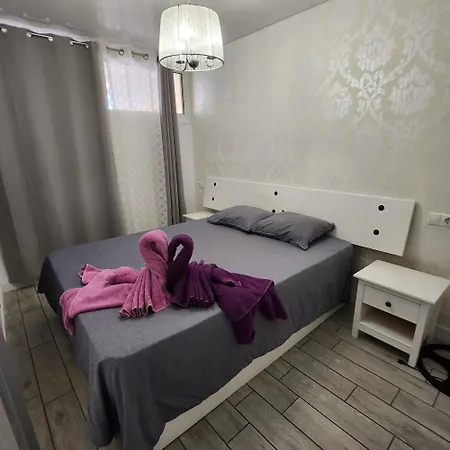 Cozy With Balcony, Pool And Wifi In Playa De Americas Arona (Tenerife)