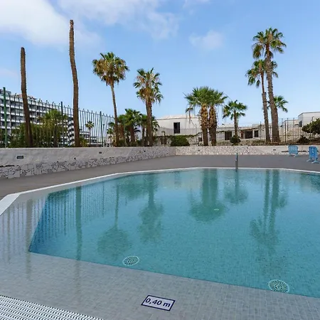Cozy With Balcony, Pool And Wifi In Playa De Americas Lejlighed *