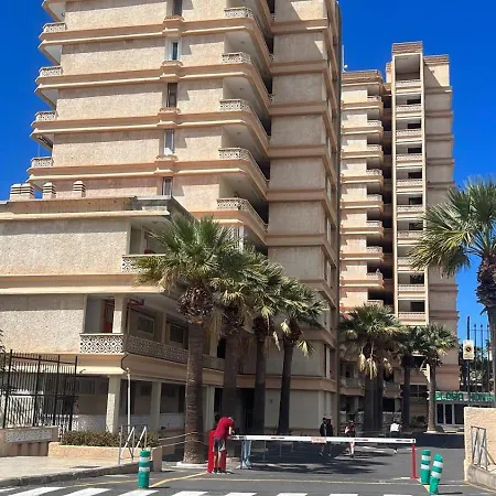Lejlighed Cozy With Balcony, Pool And Wifi In Playa De Americas *